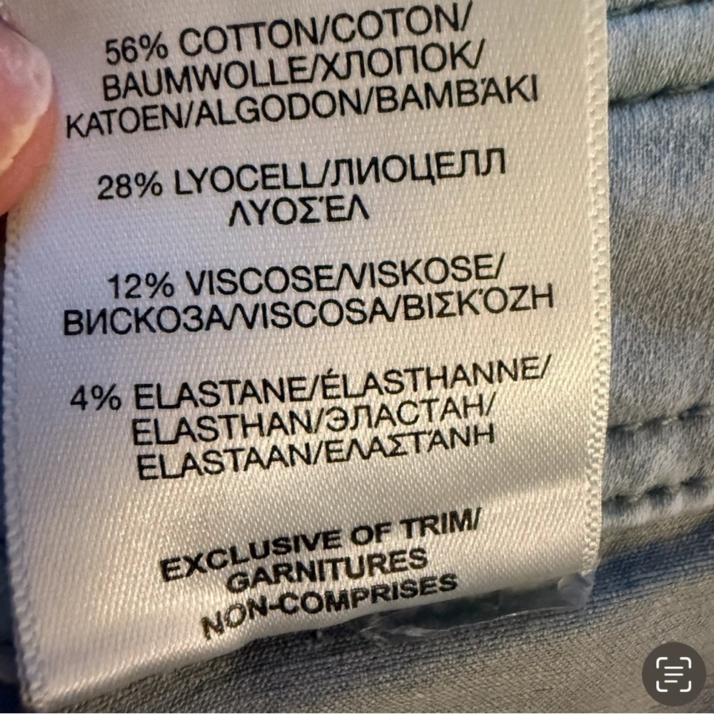 Silver Jeans Light Green Gray Cropped Denim Size 27 25 Utility Slim Minimalist - Picture 7 of 11